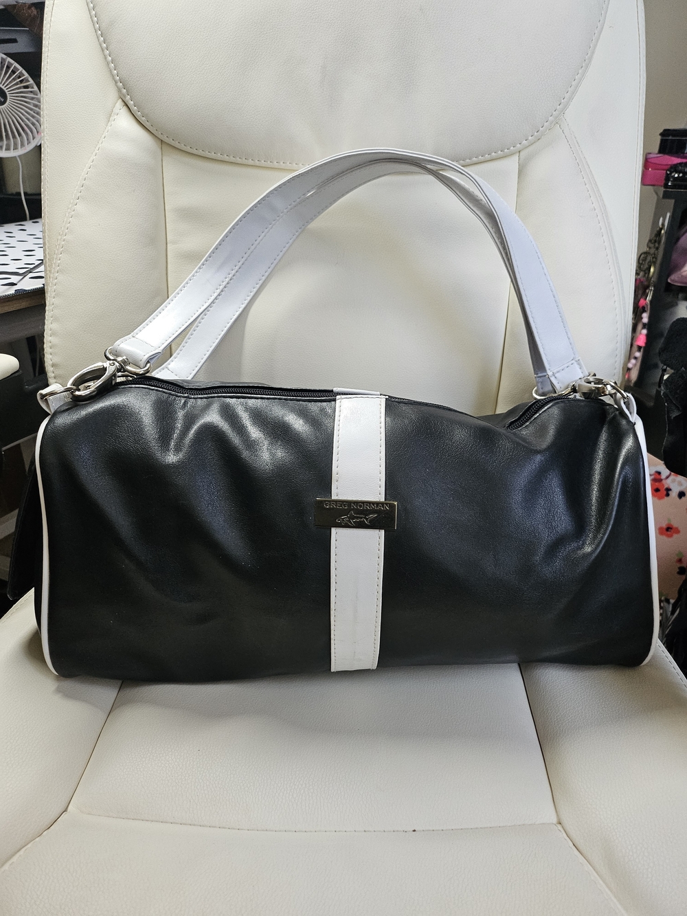 GREG NORMAN Black & White Leather Barrel Bag
